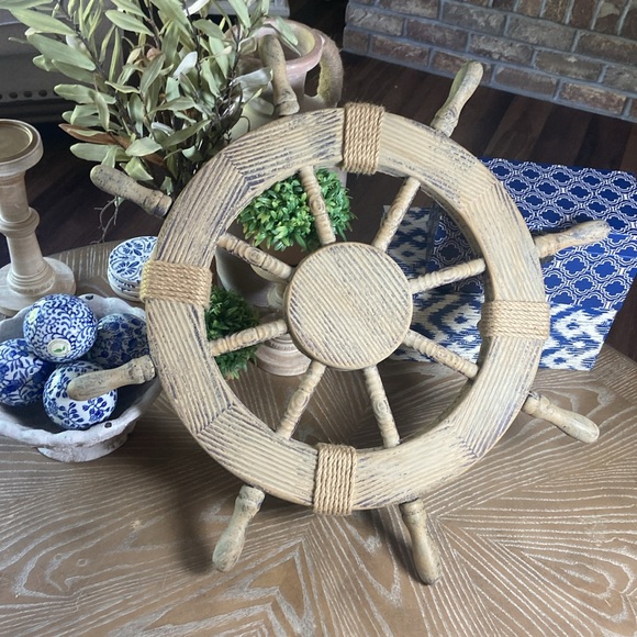 NEW! Rustic Wood & Jute Accented Captain Ship Boat Wheel Coastal Beach Decor - Picture 8 of 8